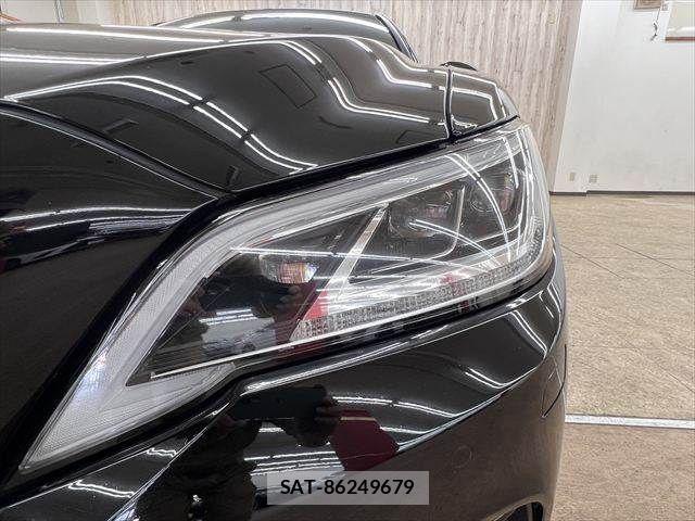 Toyota CROWN SEDAN 2019-09 7615849-20