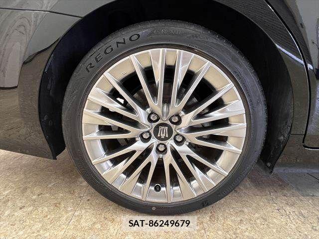 Toyota CROWN SEDAN 2019-09 7615849-26