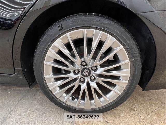 Toyota CROWN SEDAN 2019-09 7615849-27