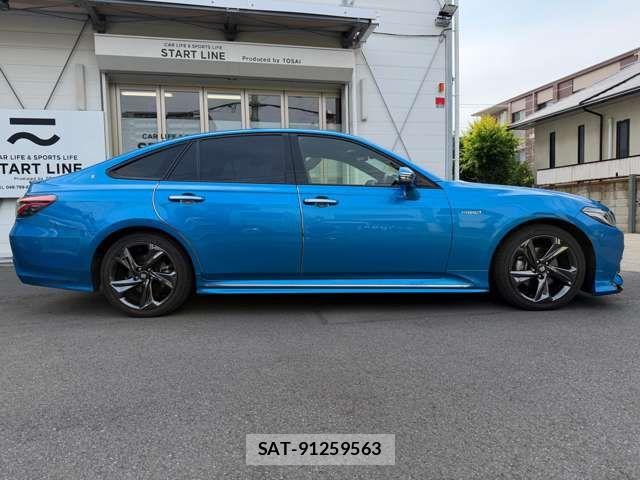 Toyota CROWN SEDAN 2018-12 7615832-3