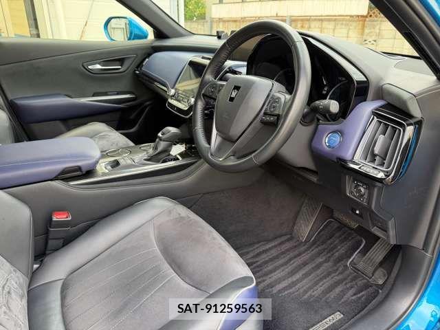 Toyota CROWN SEDAN 2018-12 7615832-8