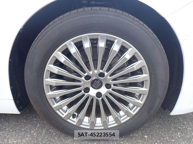 Toyota CROWN SEDAN 2025-03 7615812-12