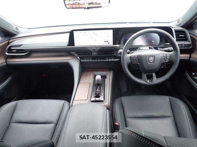 Toyota CROWN SEDAN 2025-03 7615812-1