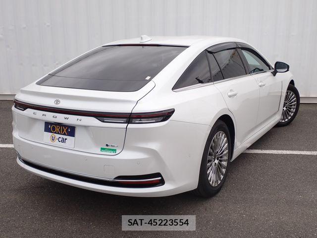 Toyota CROWN SEDAN 2025-03 7615812-2