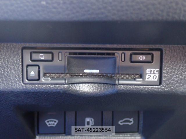 Toyota CROWN SEDAN 2025-03 7615812-4