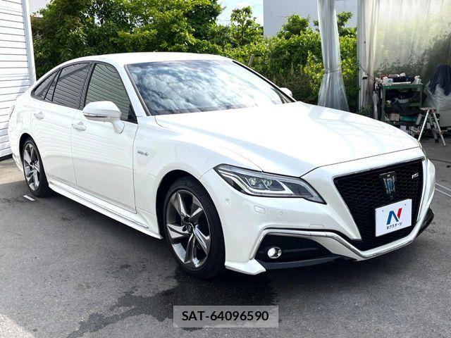 Toyota CROWN SEDAN 2019-02 7615834-18