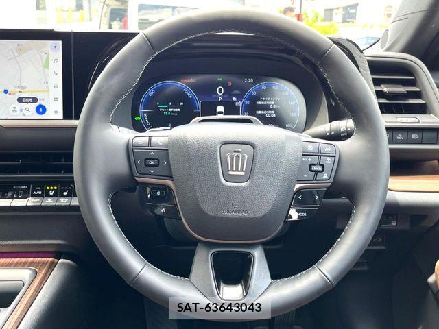 Toyota CROWN SEDAN 2024-09 7615821-10