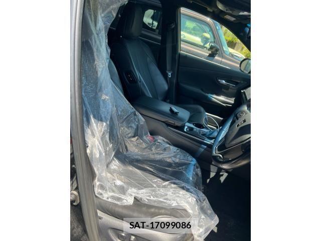 Toyota CROWN SEDAN 2018-07 7615848-11