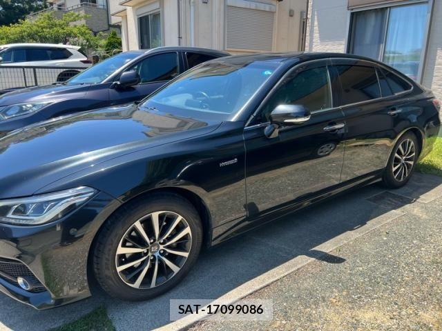 Toyota CROWN SEDAN 2018-07 7615848-1
