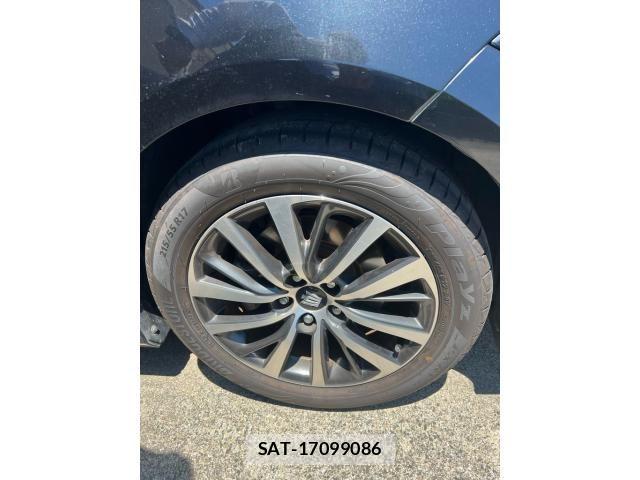 Toyota CROWN SEDAN 2018-07 7615848-4