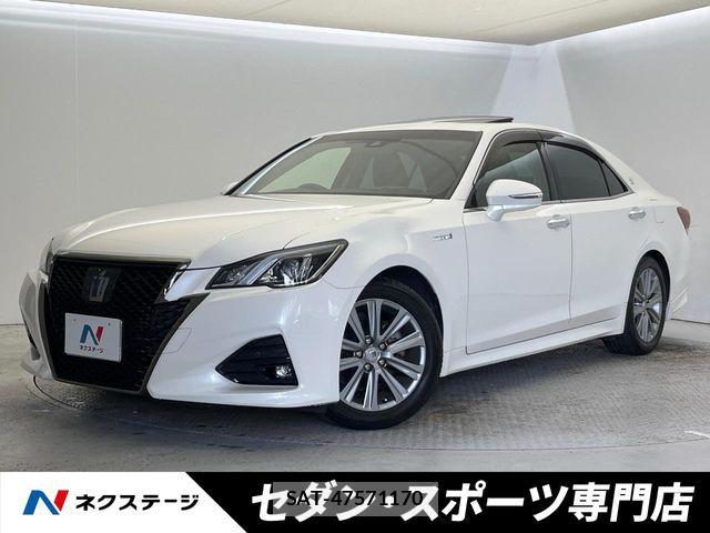 Toyota CROWN SEDAN 2018-05 7615836-0