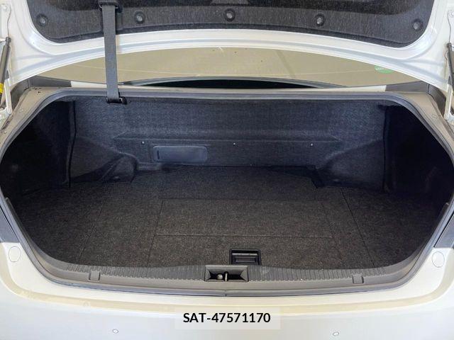 Toyota CROWN SEDAN 2018-05 7615836-11
