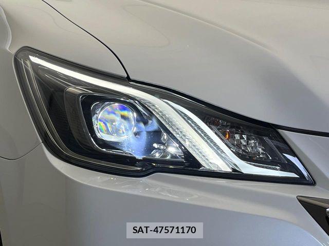 Toyota CROWN SEDAN 2018-05 7615836-17