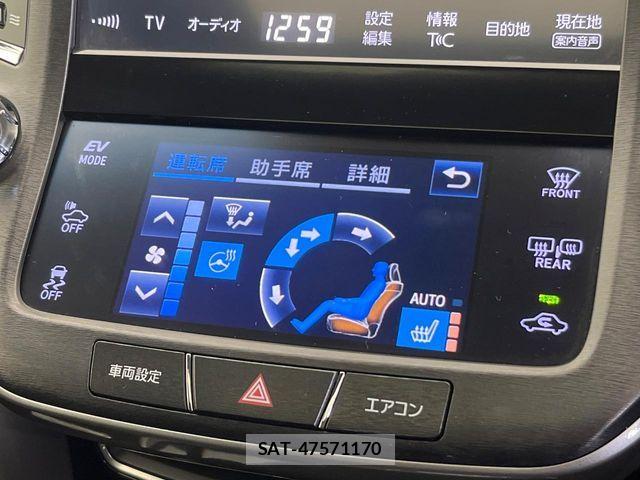 Toyota CROWN SEDAN 2018-05 7615836-8