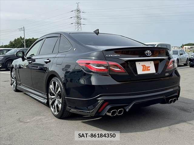 Toyota CROWN SEDAN 2018-07 7615827-12