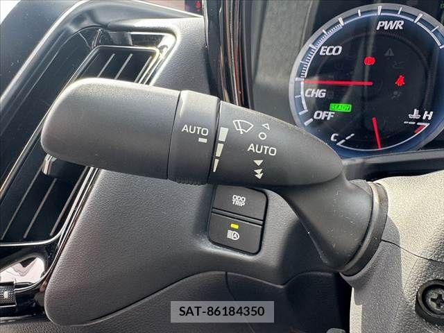 Toyota CROWN SEDAN 2018-07 7615827-27