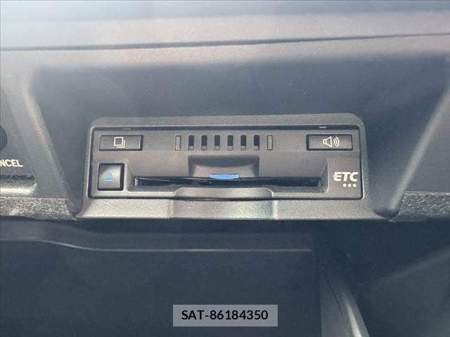 Toyota CROWN SEDAN 2018-07 7615827-5
