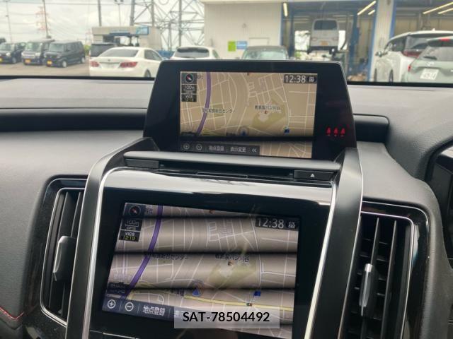 Toyota CROWN SEDAN 2020-07 7615851-18