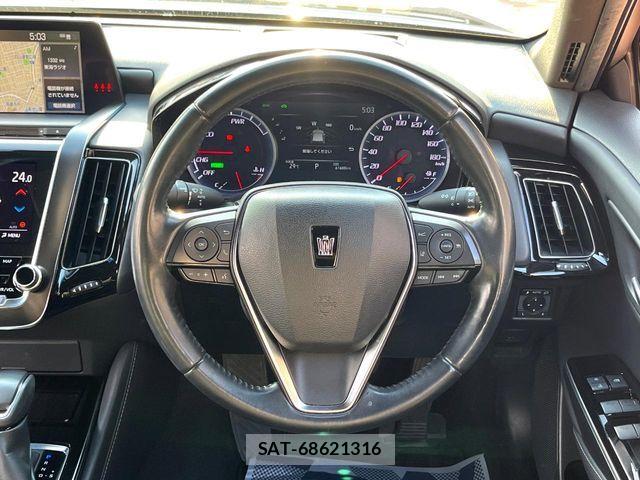 Toyota CROWN SEDAN 2020-10 7615845-10