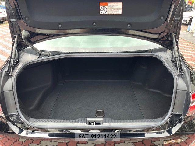 Toyota CROWN SEDAN 2019-03 7615847-9