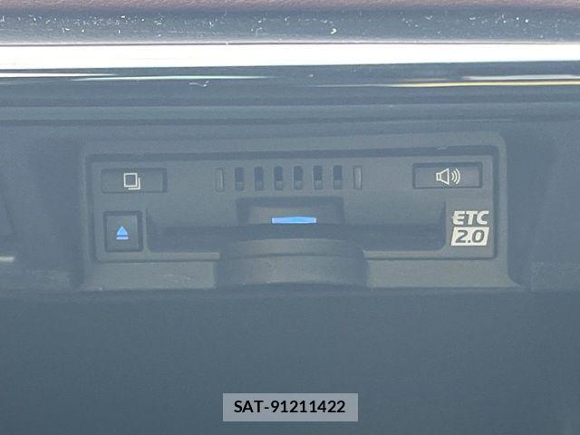 Toyota CROWN SEDAN 2019-03 7615847-5