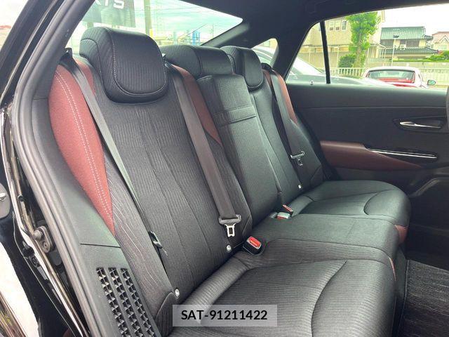 Toyota CROWN SEDAN 2019-03 7615847-8
