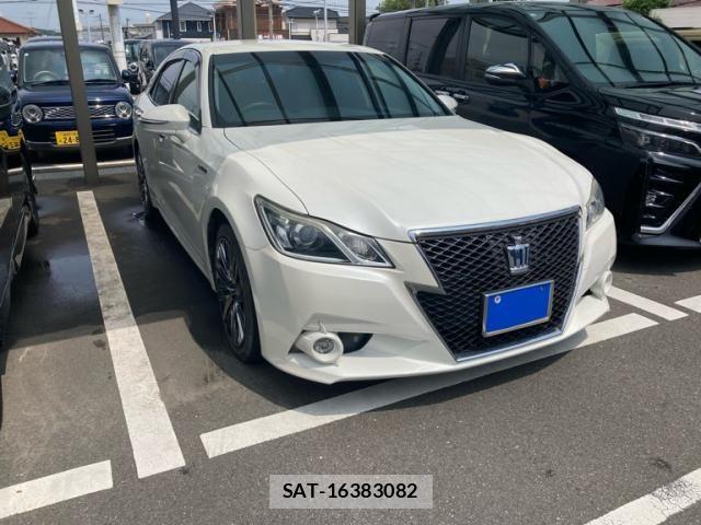 Toyota CROWN SEDAN 2013-08 7615857-2