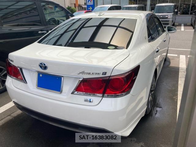 Toyota CROWN SEDAN 2013-08 7615857-3