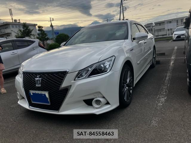 Toyota CROWN SEDAN 2013-08 7615861-1