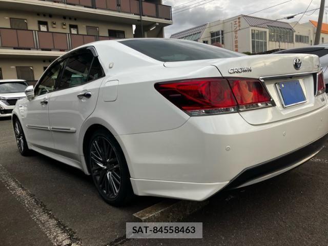 Toyota CROWN SEDAN 2013-08 7615861-2