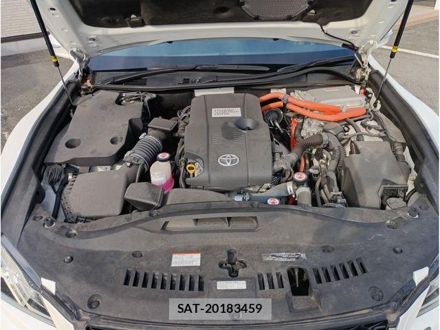 Toyota CROWN SEDAN 2017-11 7615856-9