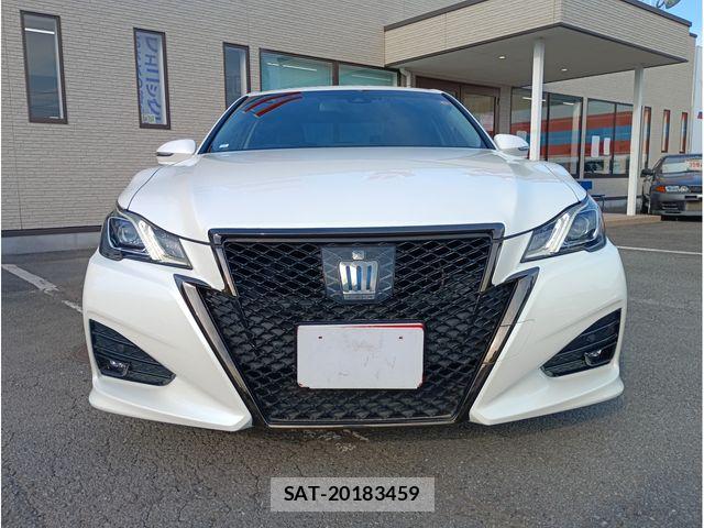 Toyota CROWN SEDAN 2017-11 7615856-1