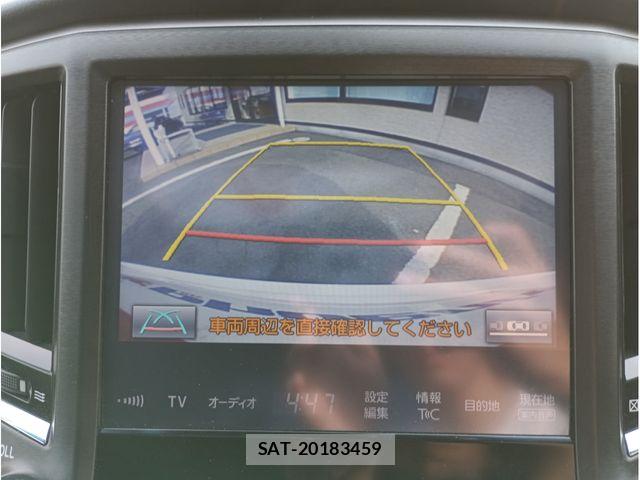 Toyota CROWN SEDAN 2017-11 7615856-19