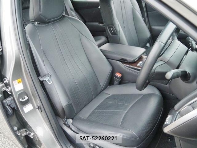 Toyota CROWN SEDAN 2021-03 7615823-10
