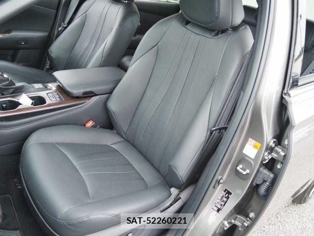 Toyota CROWN SEDAN 2021-03 7615823-11