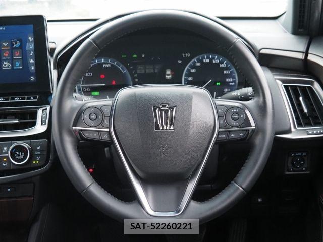 Toyota CROWN SEDAN 2021-03 7615823-17