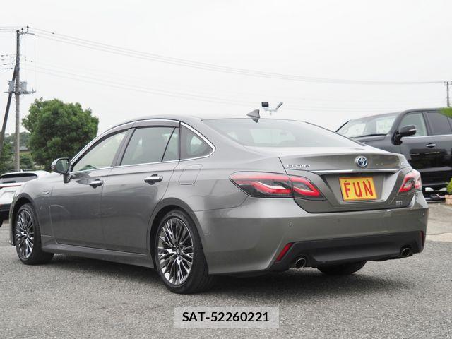 Toyota CROWN SEDAN 2021-03 7615823-5