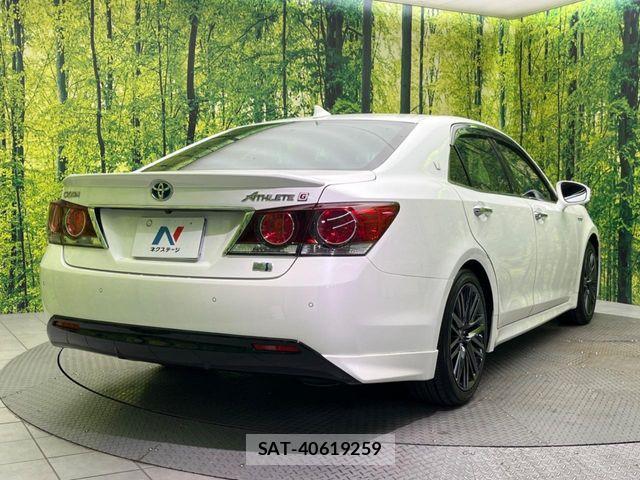 Toyota CROWN SEDAN 2015-10 7615850-16