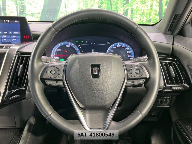 Toyota CROWN SEDAN 2019-03 7615835-10