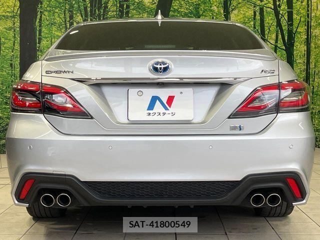 Toyota CROWN SEDAN 2019-03 7615835-14