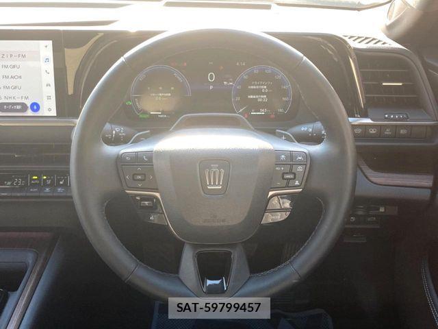 Toyota CROWN SEDAN 2024-11 7615822-10