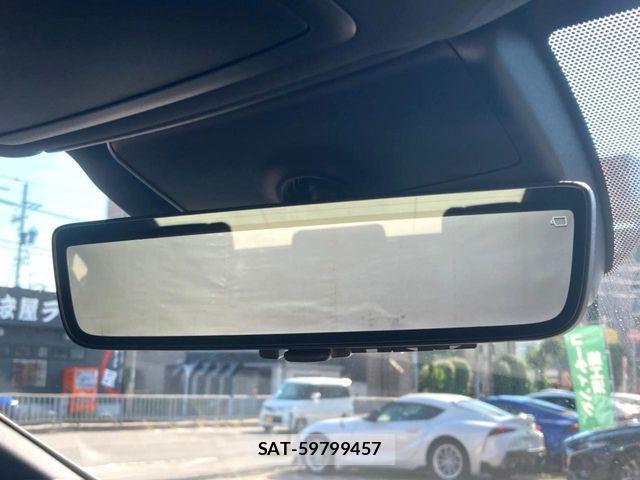 Toyota CROWN SEDAN 2024-11 7615822-4