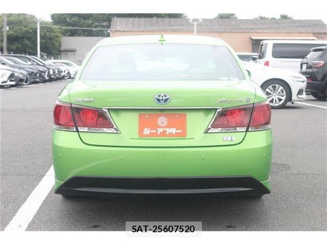 Toyota CROWN SEDAN 2015-06 7615853-10