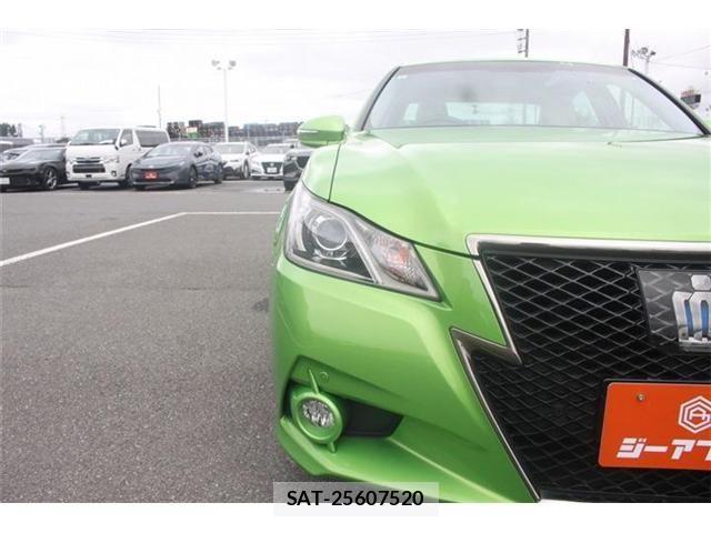 Toyota CROWN SEDAN 2015-06 7615853-16