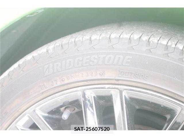 Toyota CROWN SEDAN 2015-06 7615853-24