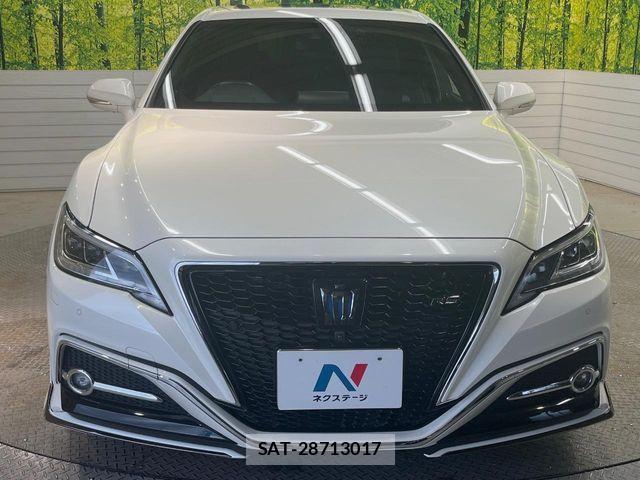 Toyota CROWN SEDAN 2019-08 7615825-14