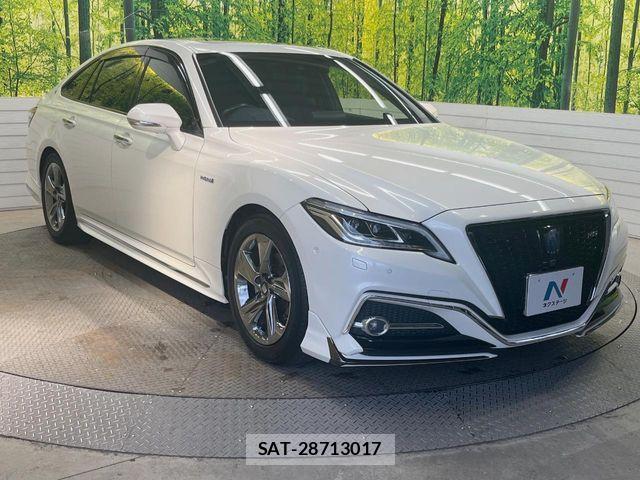 Toyota CROWN SEDAN 2019-08 7615825-16