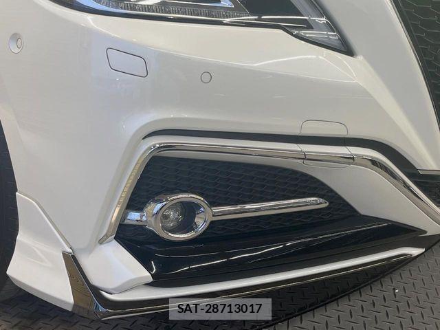 Toyota CROWN SEDAN 2019-08 7615825-2