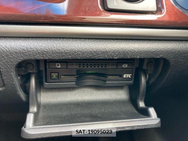 Toyota CROWN SEDAN 2013-03 7615860-12