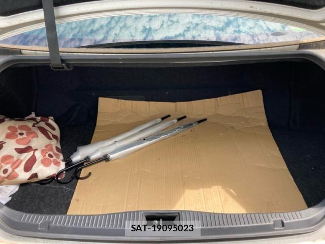 Toyota CROWN SEDAN 2013-03 7615860-20